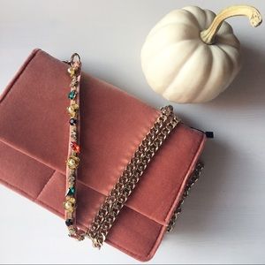 NEVER USED CROSSBODY BAG WITH BEADED CHAIN